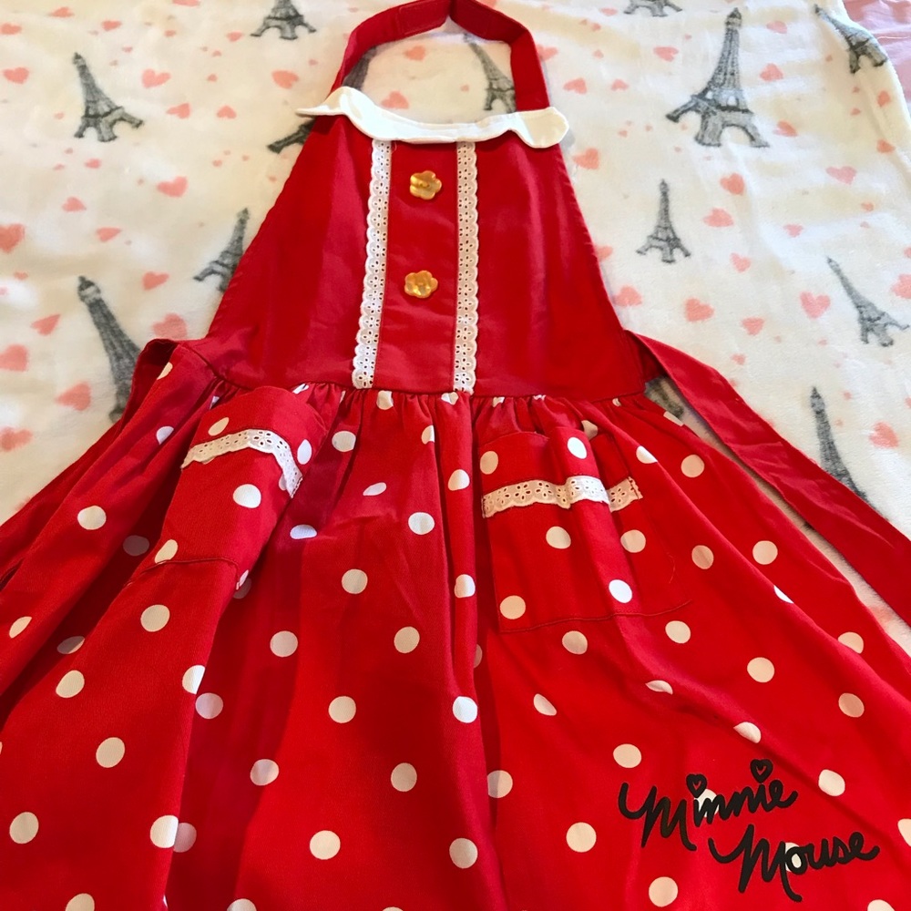 DISNEY Minnie Mouse Apron new  one size for girls.